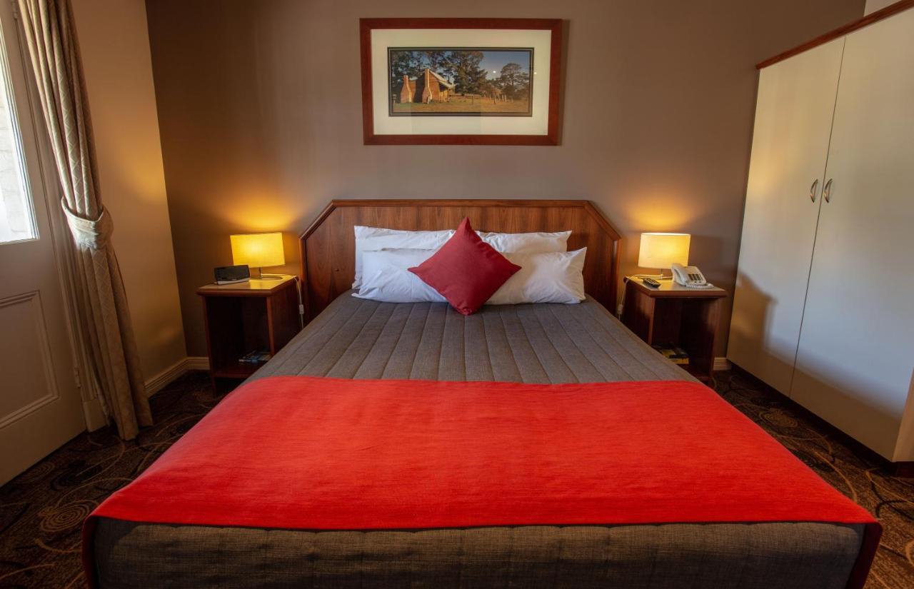 Quality Hotel Bayswater Perth Bagian luar foto