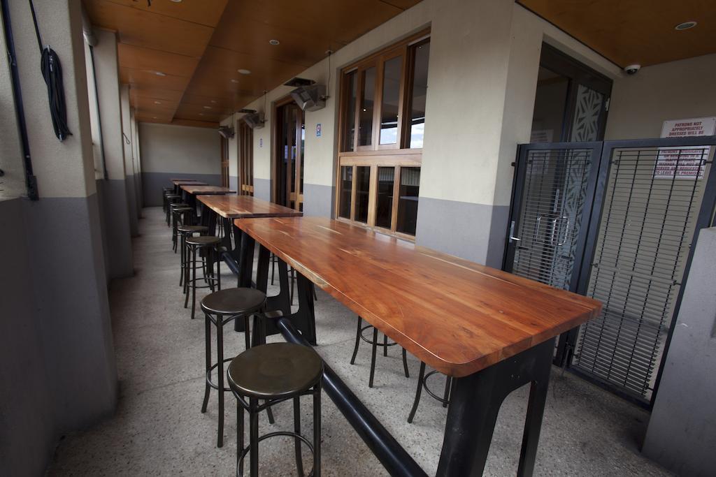 Quality Hotel Bayswater Perth Bagian luar foto