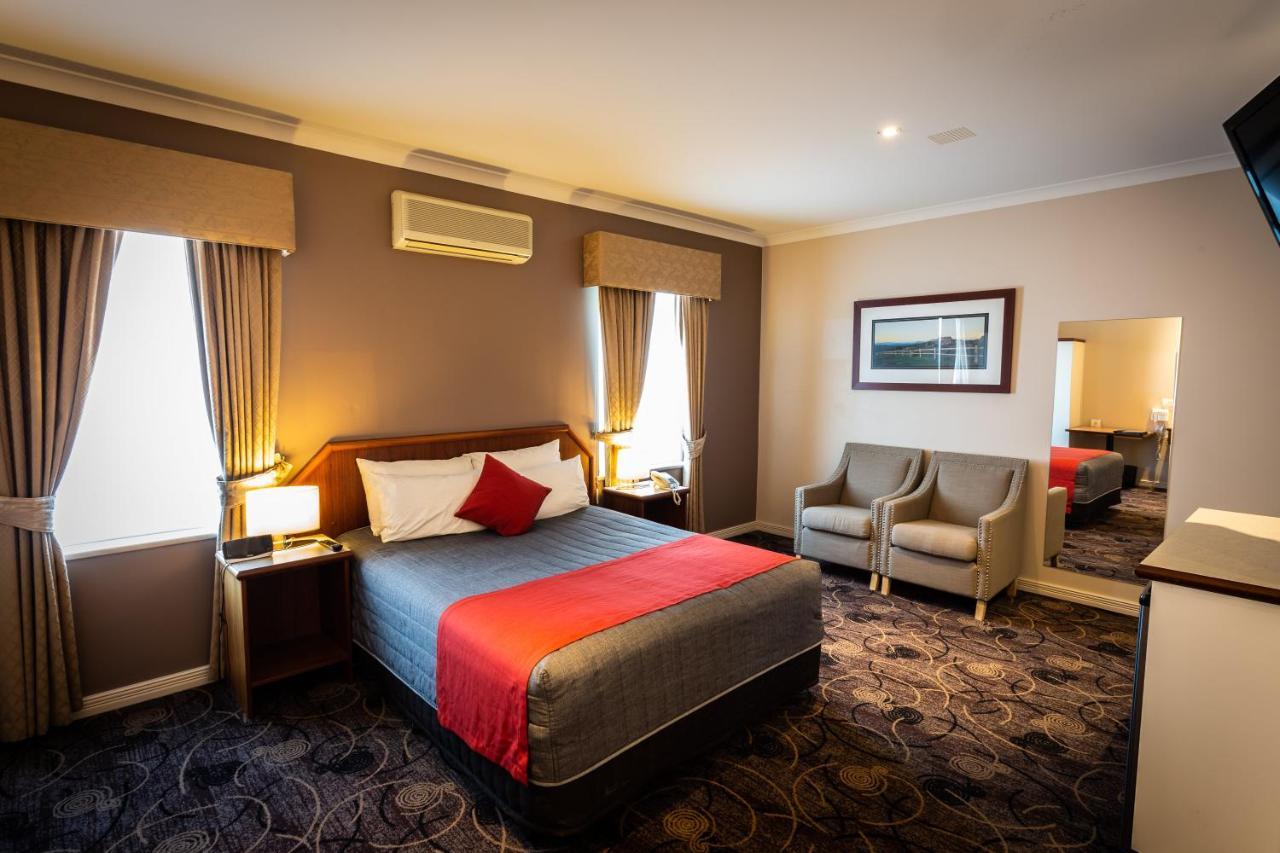 Quality Hotel Bayswater Perth Bagian luar foto