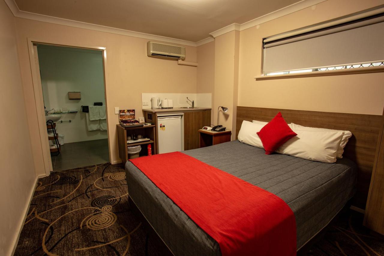 Quality Hotel Bayswater Perth Bagian luar foto